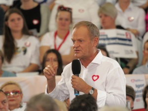 „Donald Tusk nazwał żołnierzy Wojsk Obrony Terytorialnej parawojskiem”