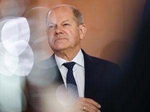 „Kanclerz Niemiec Olaf Scholz uroczyście unieważnia «Willkommenskultur»”
