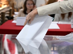 PKW: wybory przebiegają spokojnie bez znaczących problemów i incydentów