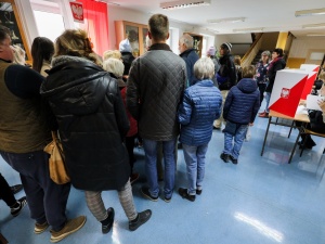 Jak głosowano w poszczególnych województwach? Pokazano mapę