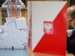 PKW: Są oficjalne wyniki i frekwencja referendum na podstawie danych z 29,84% obwodów