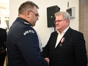 Tadeusz Majchrowicz i Artur Skieresz uhonorowani Brązowym Krzyżem za zasługi dla NSZZ „S” Funkcjonariuszy i Pracowników Policji