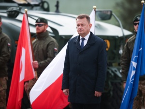 Jest reakcja szefa MON na słowa Tomasza Siemoniaka nt. polskiej armii 