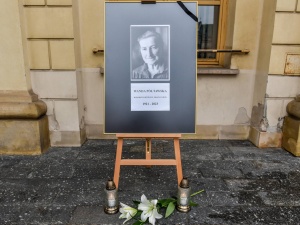 Kraków: Dziś odbędą się uroczystości pogrzebowe Wandy Półtawskiej