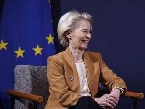 Ursula von der Leyen ingeruje w proces wyłaniania rządu w Polsce