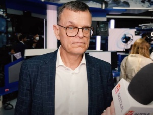 Morozowski mówił na antenie TVN24, że PiS nie łamał konstytucji. Teraz publicznie się tłumaczy