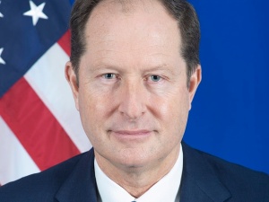 Ambasador USA: Polska pokazała, że jest humanitarnym supermocarstwem