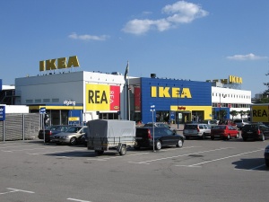 Pracownik IKEA wyrzucony za cytowanie Biblii przywrócony do pracy