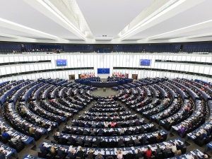 PE odebrał immunitety europosłom PiS i SP. Jest oświadczenie ich obrońcy