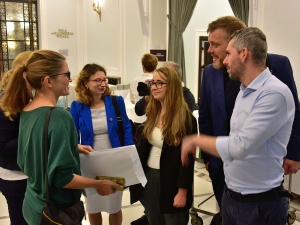 Bunt na Lewicy? Poprą Tuska, ale do rządu nie wejdą