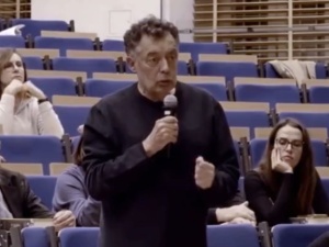 Kuriozum na Uniwersytecie Warszawskim: „Oni mają siedzieć za kratami!” [WIDEO]