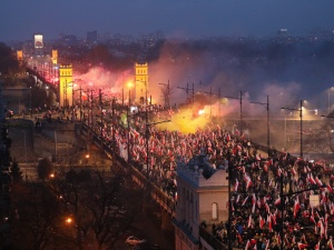 [RELACJA ONLINE] Marsz Niepodległości 2023. Uczestnicy odśpiewali Rotę: Nie będzie Niemiec pluł nam w twarz
