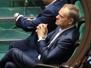Wpadka Tuska: kamera przyłapała go w niezręcznej sytuacji