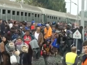 „Berliner Zeitung”: W Berlinie brakuje kwater dla imigrantów