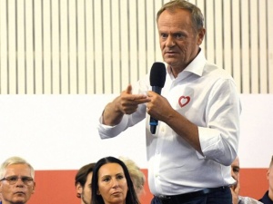 Sondaż: Co Polacy sądzą o obietnicach wyborczych Tuska?