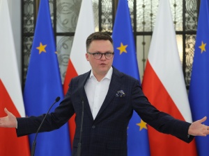 Premier Morawiecki ma propozycje dla Hołowni: Ma okazję udowodnić, że ma talent