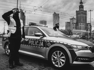 W całej Polsce zawyły syreny. To hołd dla zmarłych policjantów [WIDEO]