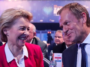 Nieoficjalnie: Nowa koalicja chce od Brukseli wypłaty kolejnych 7 mld z KPO bez spełniania kamieni milowych