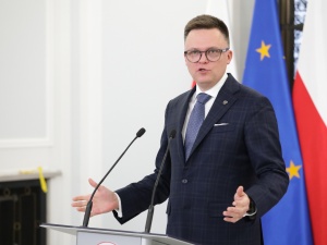 „Marszałkowi Hołowni bardziej zależy na dobrym wizerunku niż na sprawach państwowych”
