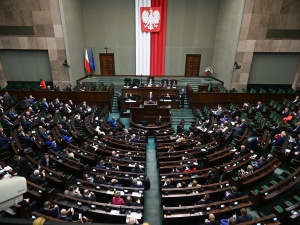Zbigniew Kuźmiuk: Po skandalu wiatrakowym okazuje się, że mrożenie cen energii będzie tylko na pół roku