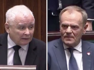 Kaczyński nieoczekiwanie wszedł na mównicę i uderzył w Tuska [WIDEO]