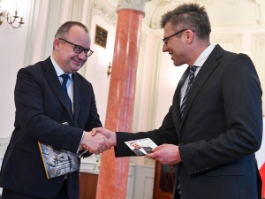 Warchoł wręczył Bodnarowi zaskakujący prezent: „Szczycimy się wyjątkowymi artystami”