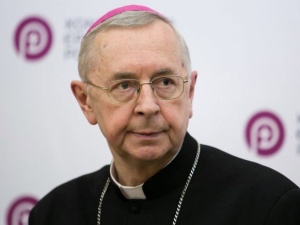 Ustawa o finansowaniu in vitro. Abp Gądecki: decyzja prezydenta wskazuje na niezrozumienie problemu