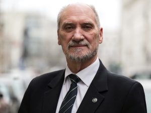 Antoni Macierewicz: Szef MON nie ma uprawnienia, by likwidować podkomisję smoleńską
