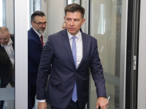 Petru buńczucznie: Trzeba zignorować weto prezydenta. Nie będzie nam blokował budżetu