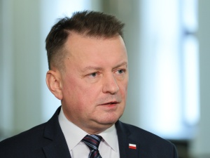 Sienkiewicz likwiduje 17 spółek. Mocne słowa Błaszczaka