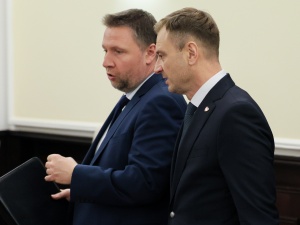„Policja doprowadzi byłych posłów”. Kierwiński zabiera głos ws. Wąsika i Kamińskiego