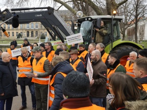 Niemieckie media przerażone protestami niemieckich rolników, pojawiają się już porównania do nazistów