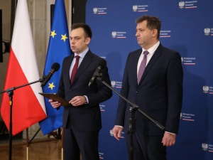 Z. Kuźmiuk: Czyżby sygnał do powrotu wyłudzania VAT? Szokująca decyzja ministra finansów