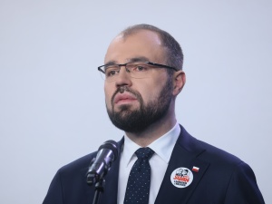 Szczucki dla Tysol.pl: Dla rządu dopuszczalne są tylko te orzeczenia, które są po ich myśli