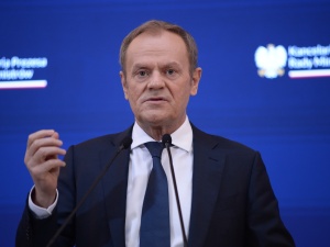 Koniec z obroną konstytucji. Tusk chce zmieniać ustawę zasadniczą