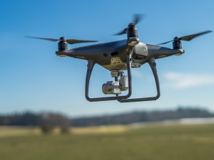 Wielka Brytania wprowadza zakaz lotów dronami w pobliżu więzień