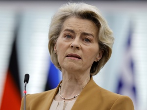 „Przerażona KE wycofuje się z części klimatycznych restrykcji dla rolnictwa”