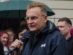 Mer Lwowa zaatakował polskich rolników. Teraz się tłumaczy