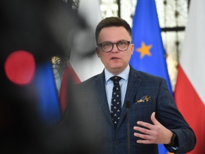 Poseł PiS oburzona słowami Hołowni: Bezpodstawne pomówienia
