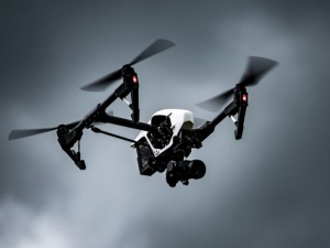 Kilkaset niezidentyfikowanych dronów nad bazami Bundeswehry