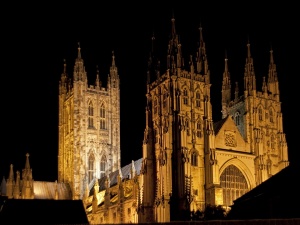 W Wielkiej Brytanii oburzenie po dyskotece w katedrze w Canterbury
