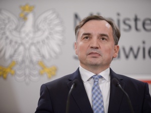 Polityk KO chce dowodu na chorobę Ziobry