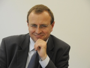 Prof. Antoni Dudek: Polską rządzi kultura przesady