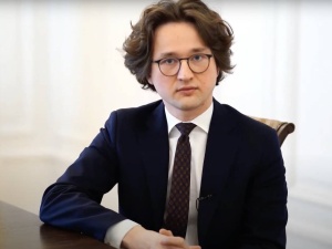 Akademia Wymiaru Sprawiedliwości pod ostrzałem. Próba stworzenia odpowiedniego gruntu pod przejęcie