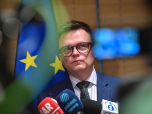 Poseł Lewicy uderza w Szymona Hołownię: „To miał być marszałek, który szanuje państwo”