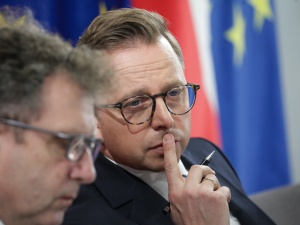 Przewodniczący komisji śledczej Dariusz Joński wyłączony z obrad