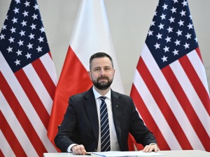 Szef MON podpisał umowę na system dowodzenia obroną przeciwlotniczą i przeciwrakietową IBCS