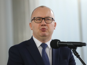 „Reforma” Trybunału Konstytucyjnego poprzez uchwały. Bodnar zabiera głos
