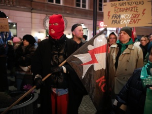 Kuriozalne wystąpienie na Strajku Kobiet: „Chcą nas gnoić, mordować”