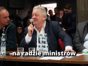 Tusk obiecał paliwo po 5 PLN. Gorące chwile ministra rolnictwa na spotkaniu z rolnikami [VIDEO]